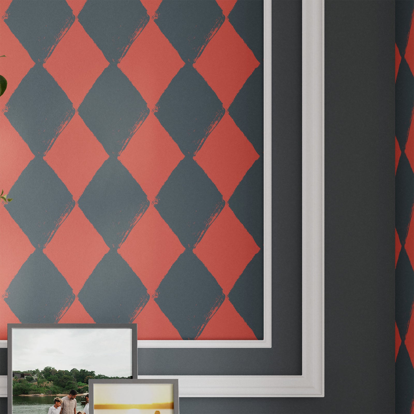 coral_Angular Allure wallpaper in Coral colorway