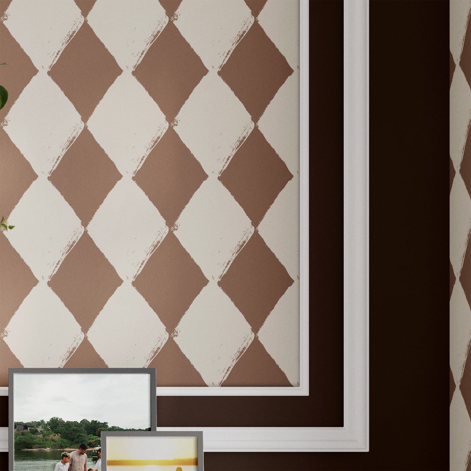 mocha_Angular Allure wallpaper in Mocha colorway