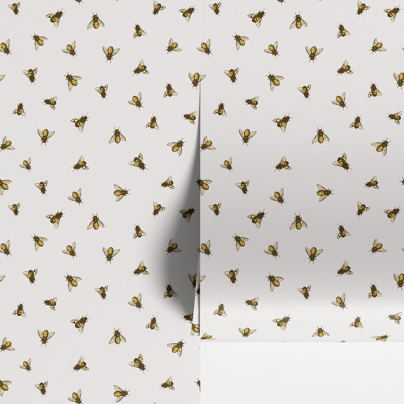 yellow_A wallpaper pattern featuring a repeating design of bees in flight against a off white background.