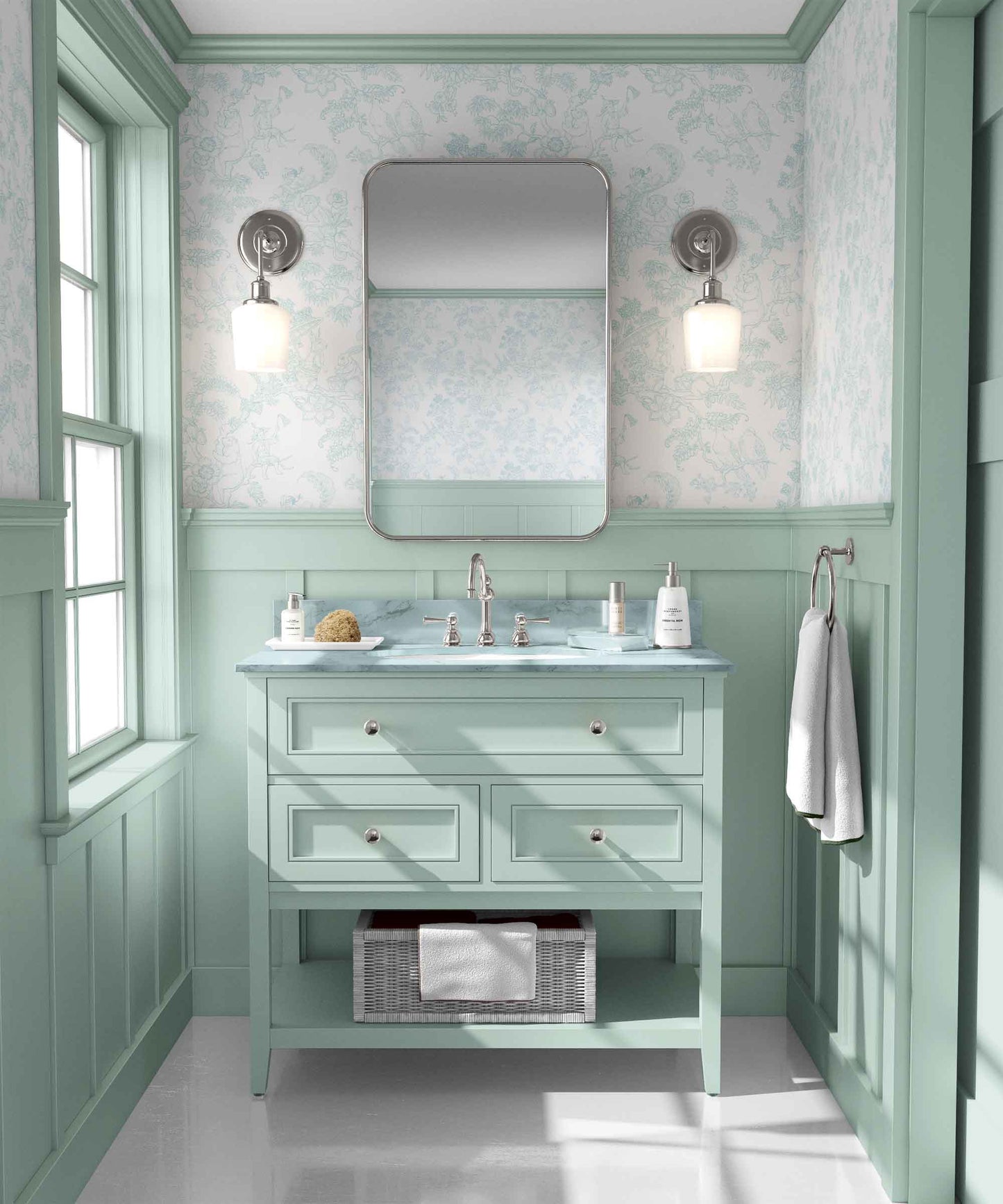 turquoise_A traditional wallpaper with a floral pattern in a toile style design, predominantly turquoise on a white background in a bathroom.